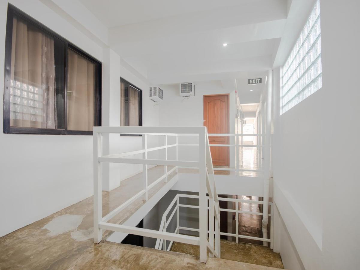 Gplace Hotel Cebu Екстериор снимка